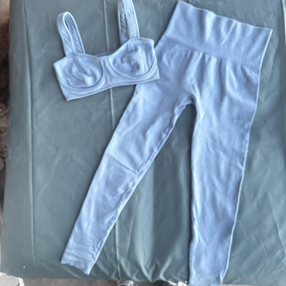 SET Active Light Blue Seamless Set